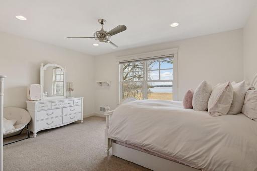 6470 Tanagers Point, Excelsior, MN 55331