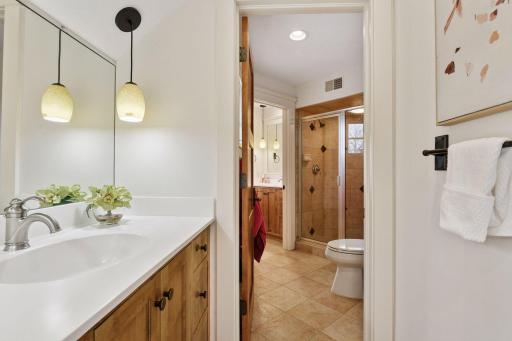 6470 Tanagers Point, Excelsior, MN 55331