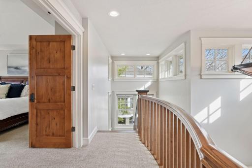 6470 Tanagers Point, Excelsior, MN 55331