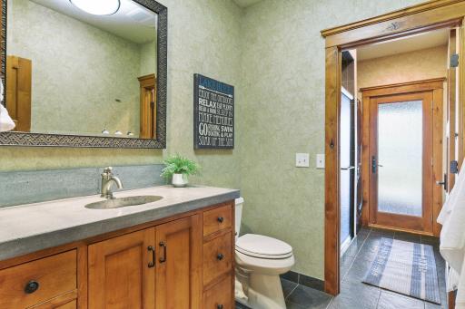 6470 Tanagers Point, Excelsior, MN 55331