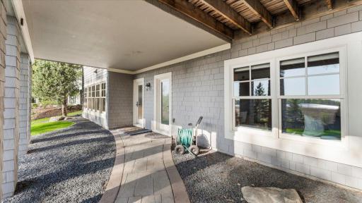 6470 Tanagers Point, Excelsior, MN 55331