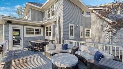 6470 Tanagers Point, Excelsior, MN 55331