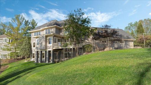 6470 Tanagers Point, Excelsior, MN 55331