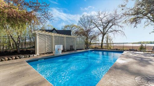 6470 Tanagers Point, Excelsior, MN 55331