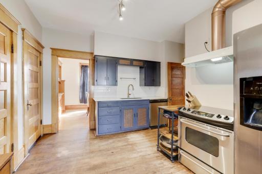 8710Photography-Web-Friendly-147-Haskell-Street-East-Saint-Paul-MN-55118-15.jpg