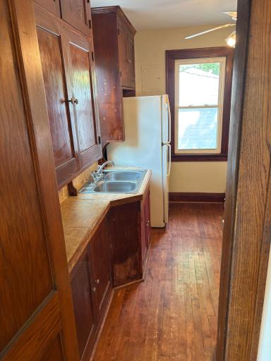 1043 Burns Avenue, Saint Paul, MN 55106
