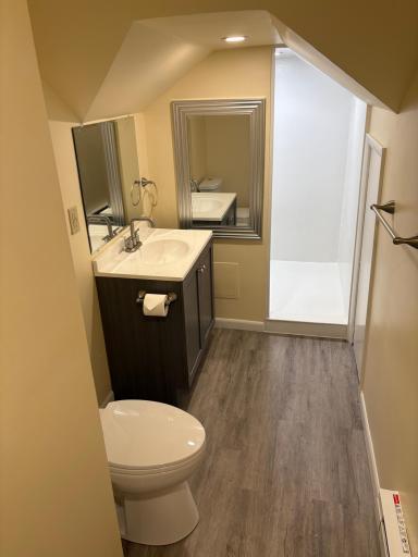 1043 Burns Avenue, Saint Paul, MN 55106