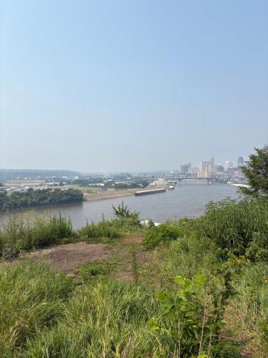 1043 Burns Avenue, Saint Paul, MN 55106