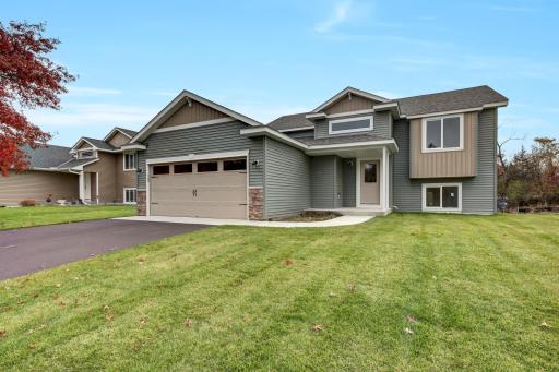 452 30th Avenue SE, Saint Cloud, MN 56304