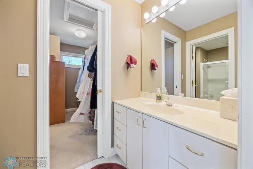 4126 Timberline Drive S, Fargo, ND 58104