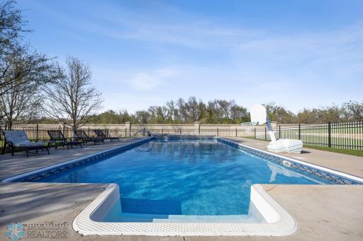 4126 Timberline Drive S, Fargo, ND 58104