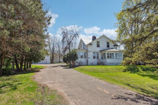 1908 County Road E E, White Bear Lake, MN 55110