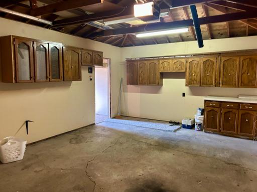 324 Maple Avenue S, Thief River Falls, MN 56701