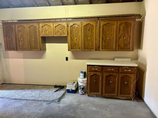 324 Maple Avenue S, Thief River Falls, MN 56701