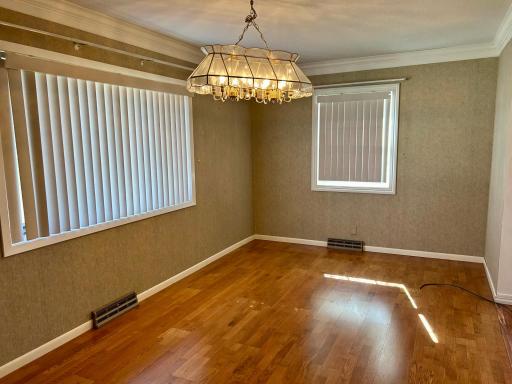 324 Maple Avenue S, Thief River Falls, MN 56701
