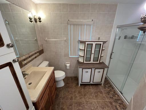 324 Maple Avenue S, Thief River Falls, MN 56701