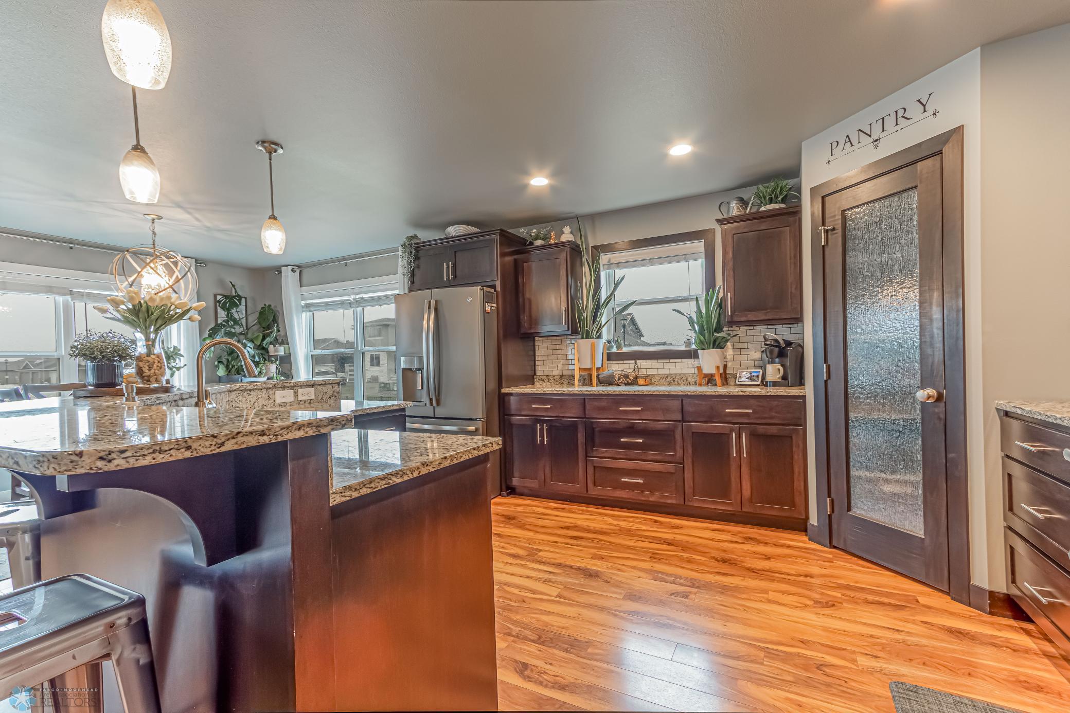 Kitchen_3.jpg