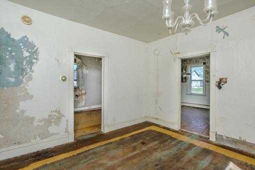 414 W 4th Street, Winthrop, MN 55396