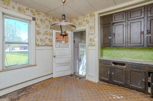 414 W 4th Street, Winthrop, MN 55396