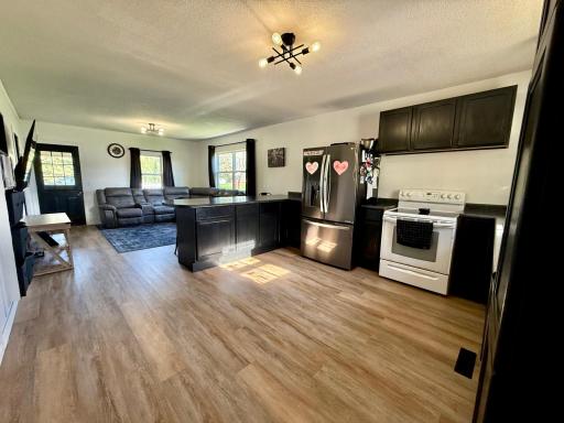 513 Water Avenue N, Saint Hilaire, MN 56754
