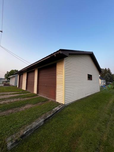 513 Water Avenue N, Saint Hilaire, MN 56754