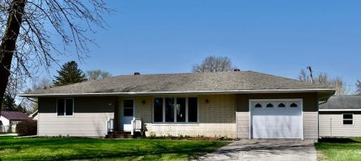 302 Elm Street, Oklee, MN 56742
