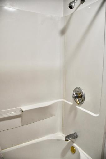 302 Elm Street, Oklee, MN 56742