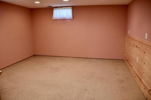 302 Elm Street, Oklee, MN 56742