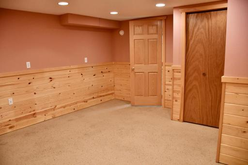 302 Elm Street, Oklee, MN 56742