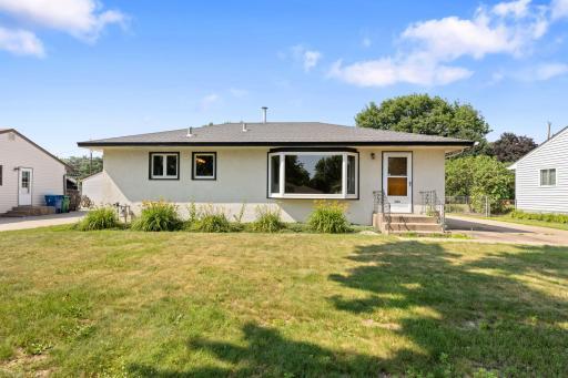 1040 2nd Street NW, New Brighton, MN 55112