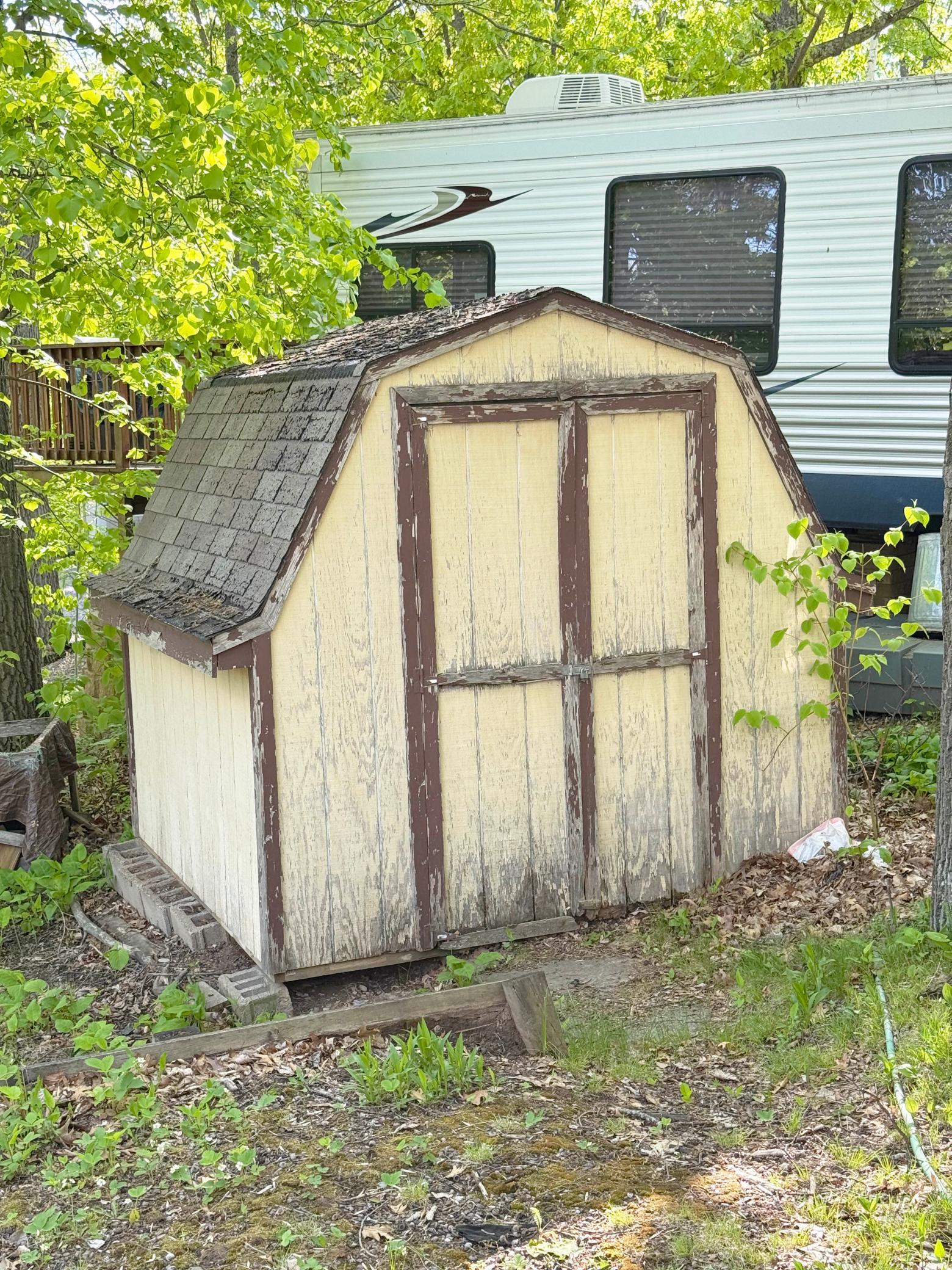 A shot of the shed.