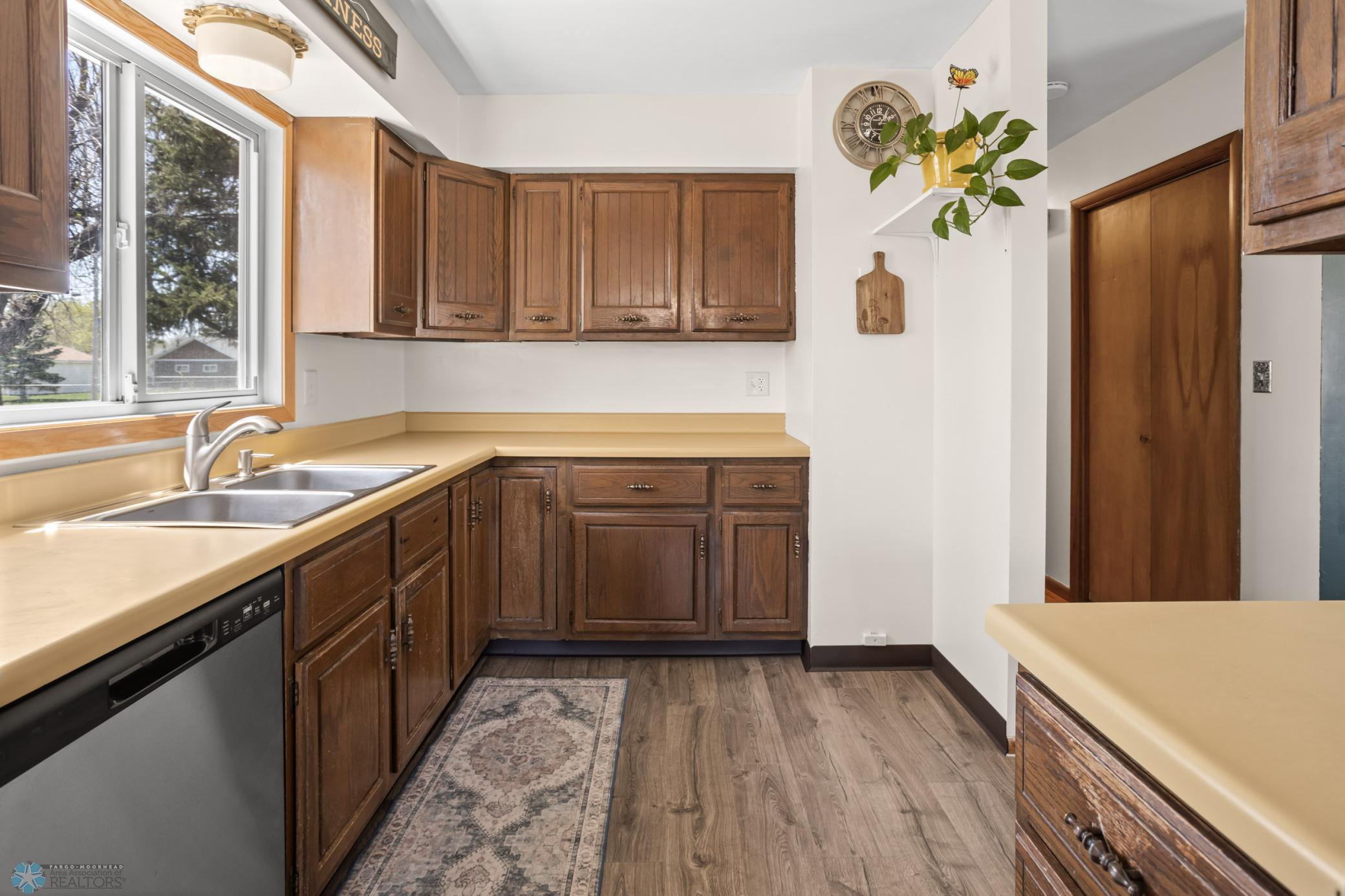 401 3rd Ave E West Fargo