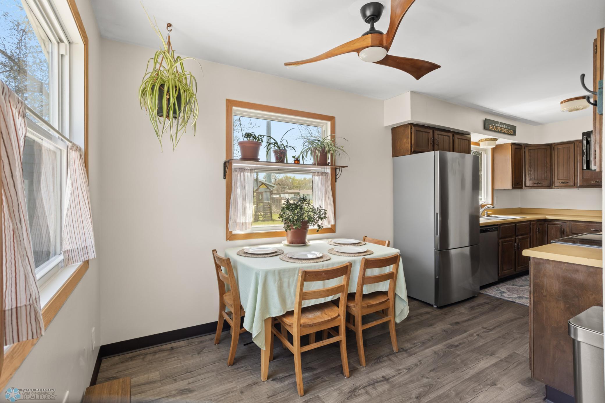 401 3rd Ave E West Fargo