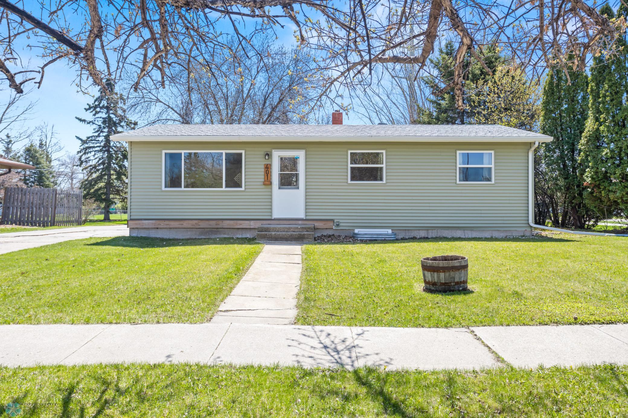 401 3rd Ave E West Fargo