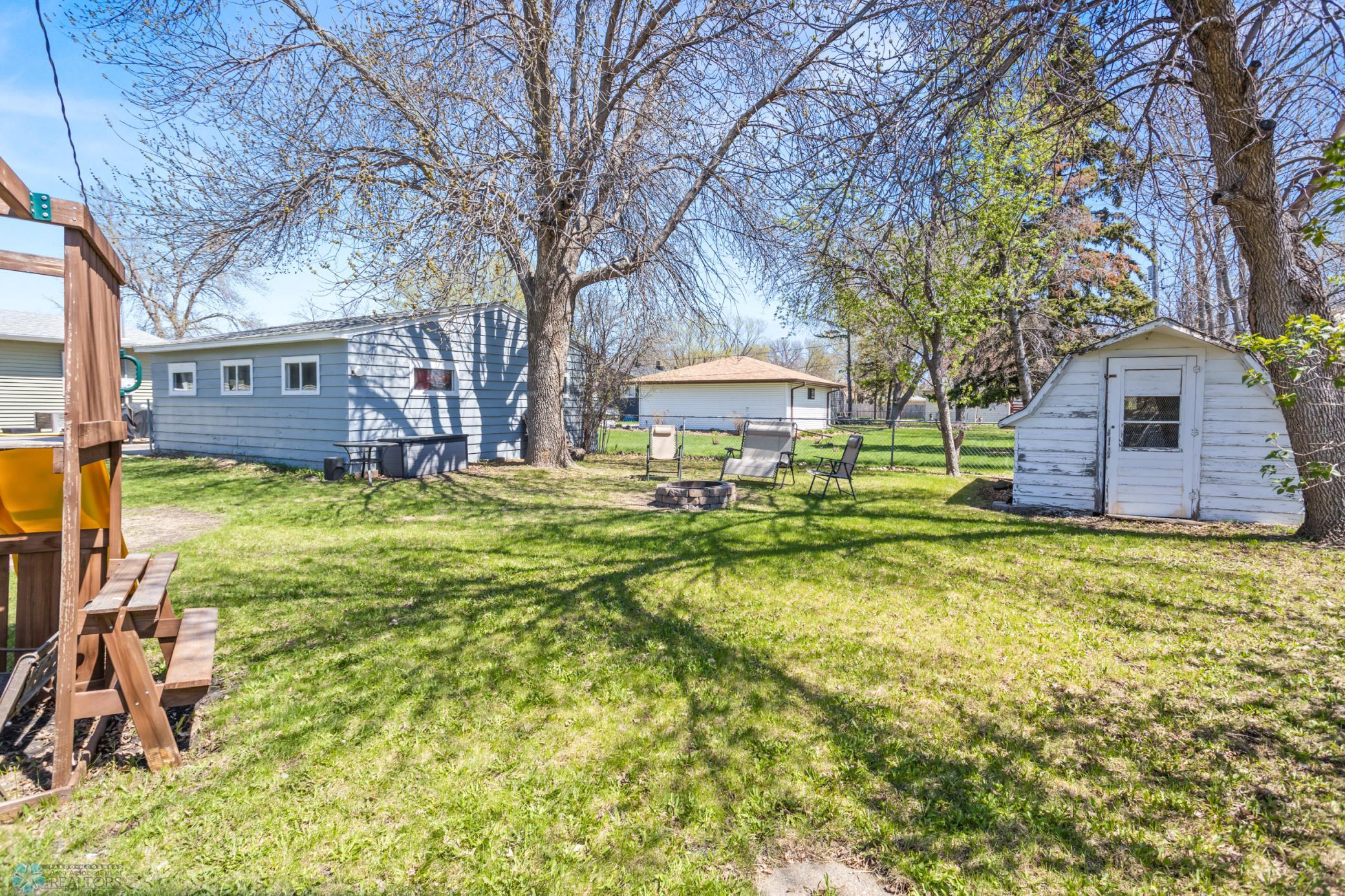 401 3rd Ave E West Fargo