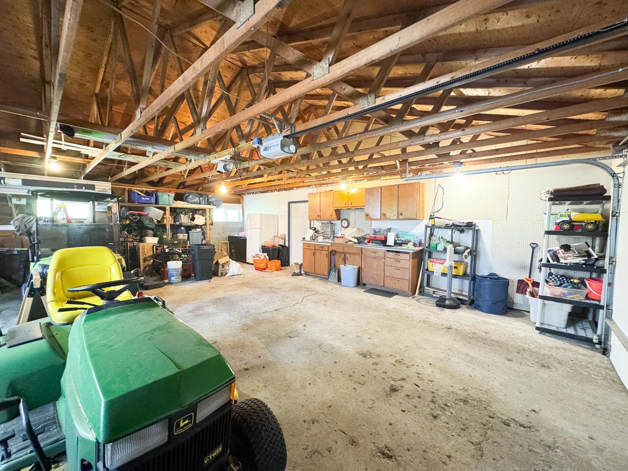 Garage 1