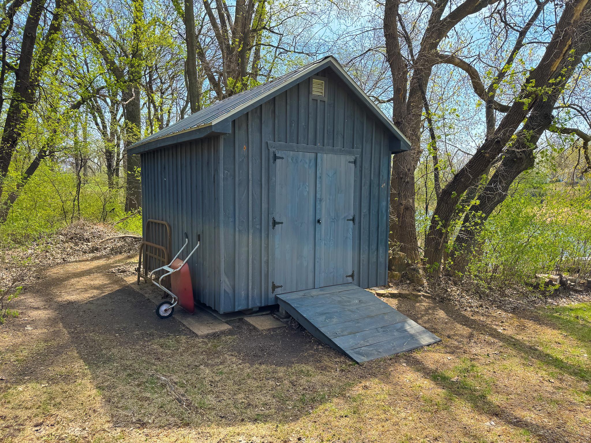 Shed