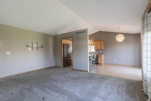 105 Doral Drive, Mankato, MN 56001