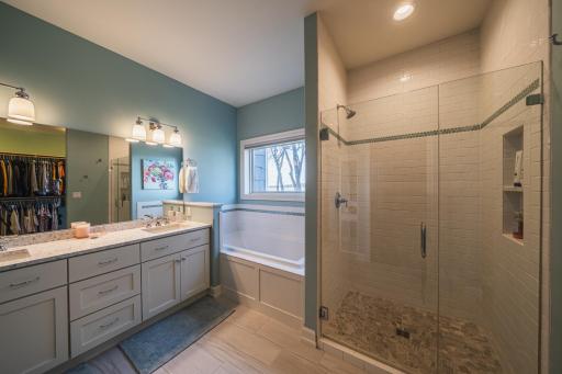 622 S South Shore Drive, Detroit Lakes, MN 56501