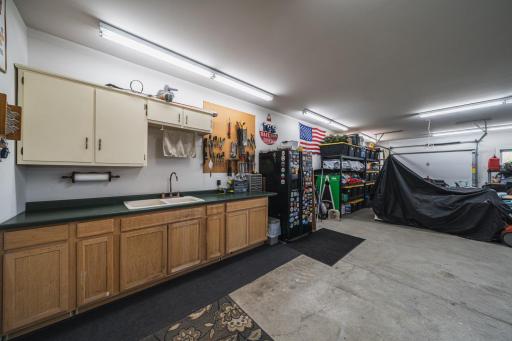 622 S South Shore Drive, Detroit Lakes, MN 56501