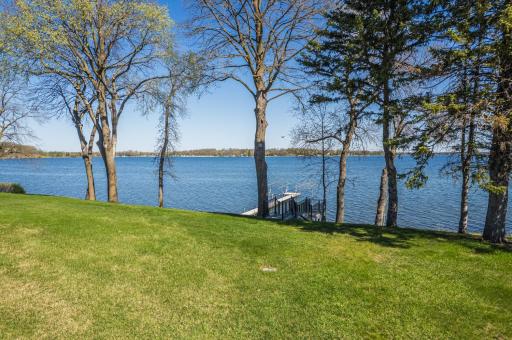 622 S South Shore Drive, Detroit Lakes, MN 56501