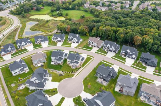The location provides a peaceful neighborhood yet it is so close to all kinds of shopping, dining and nightlife.