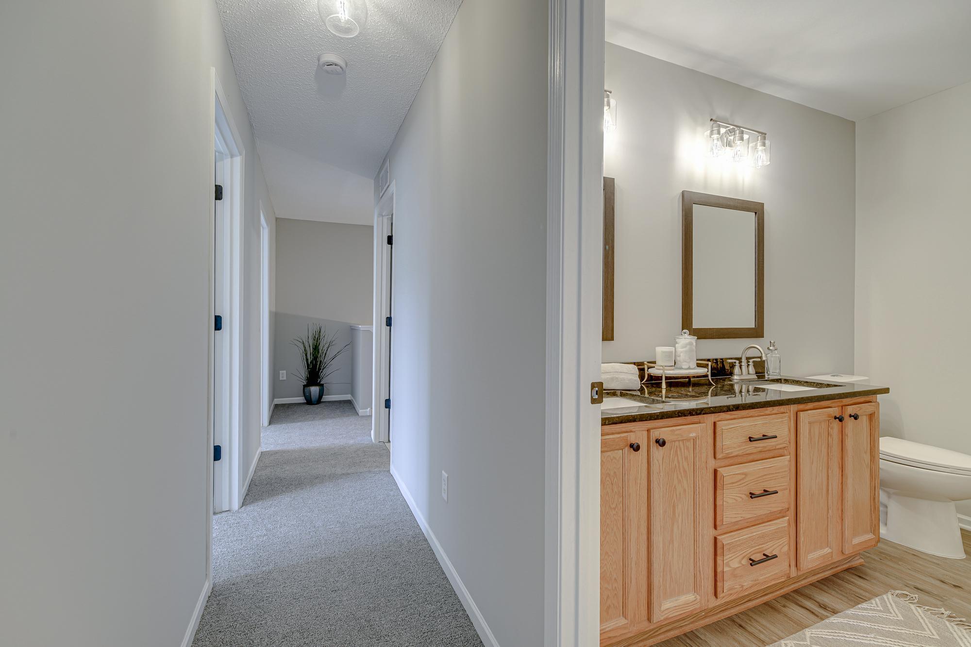 Hallway.jpg