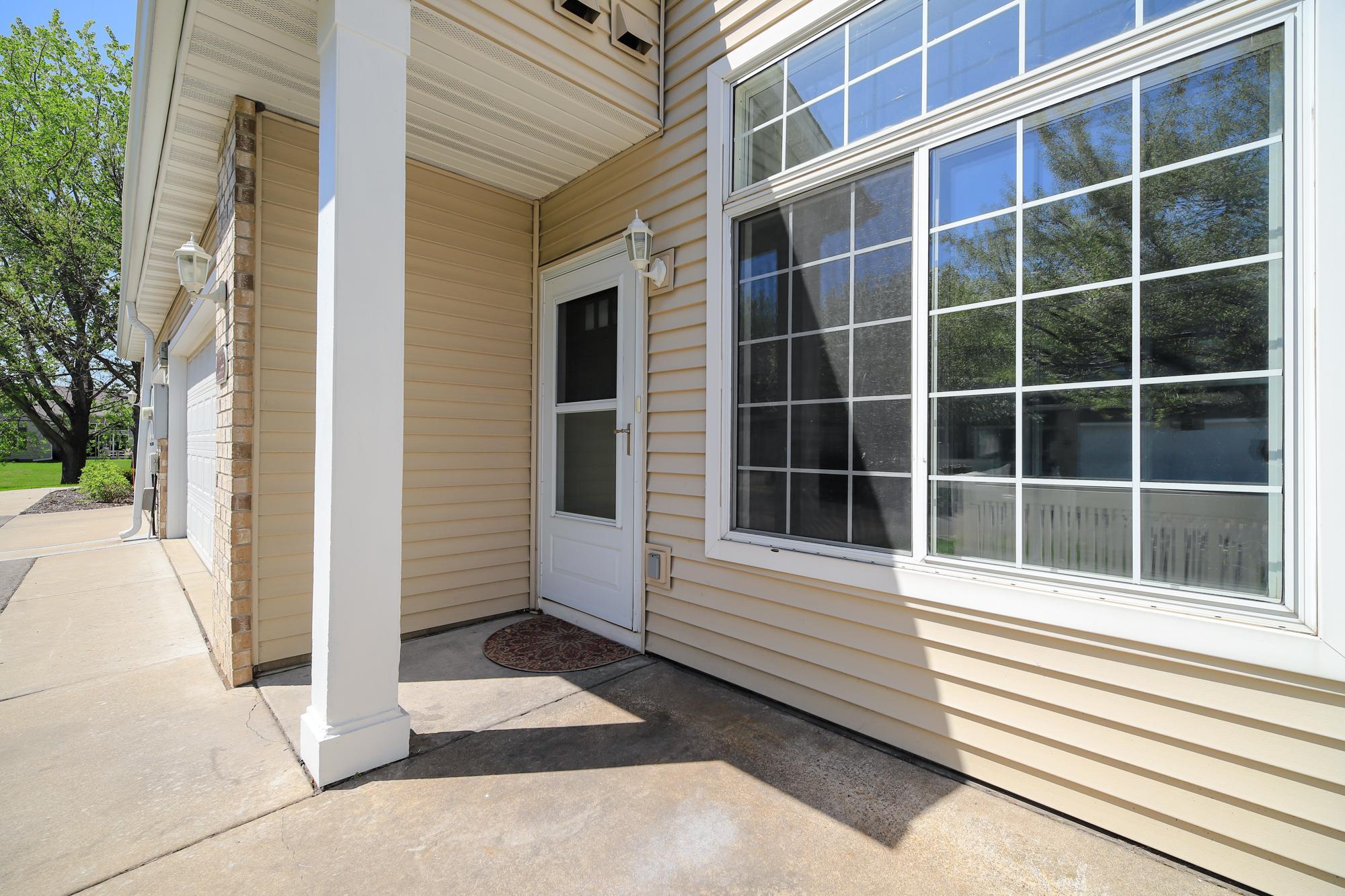 Front-Porch-2.jpg