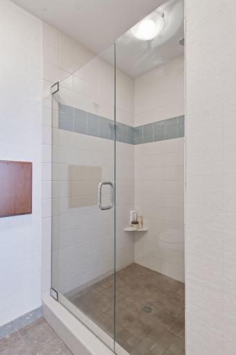 215 10th Avenue S, 812, Minneapolis, MN 55415