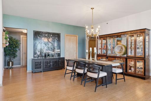 215 10th Avenue S, 812, Minneapolis, MN 55415