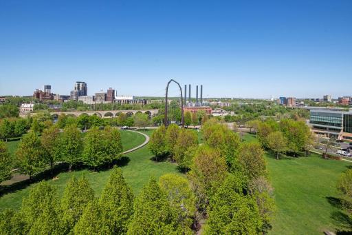 215 10th Avenue S, 812, Minneapolis, MN 55415