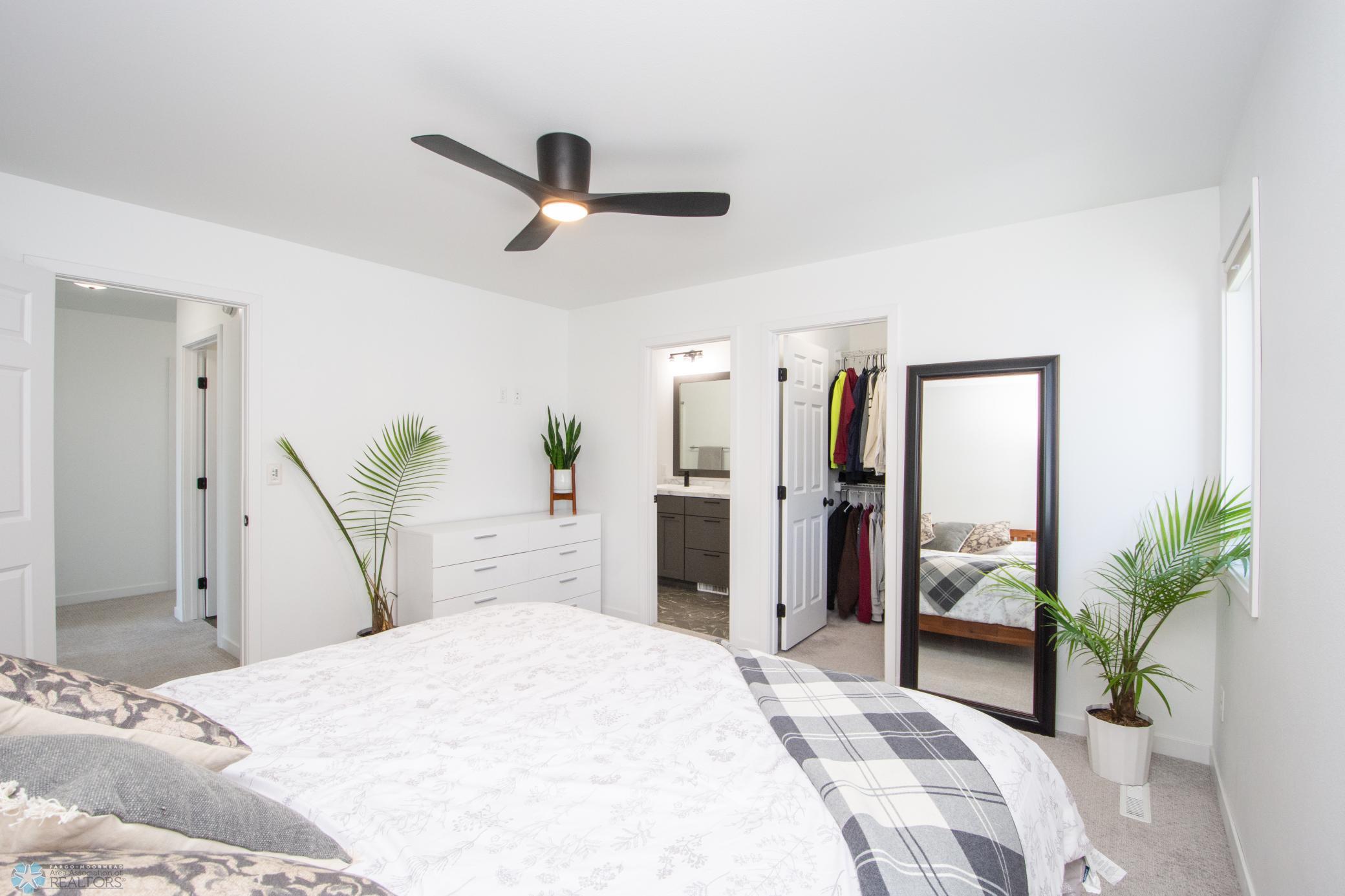 Spacious Main Bedroom