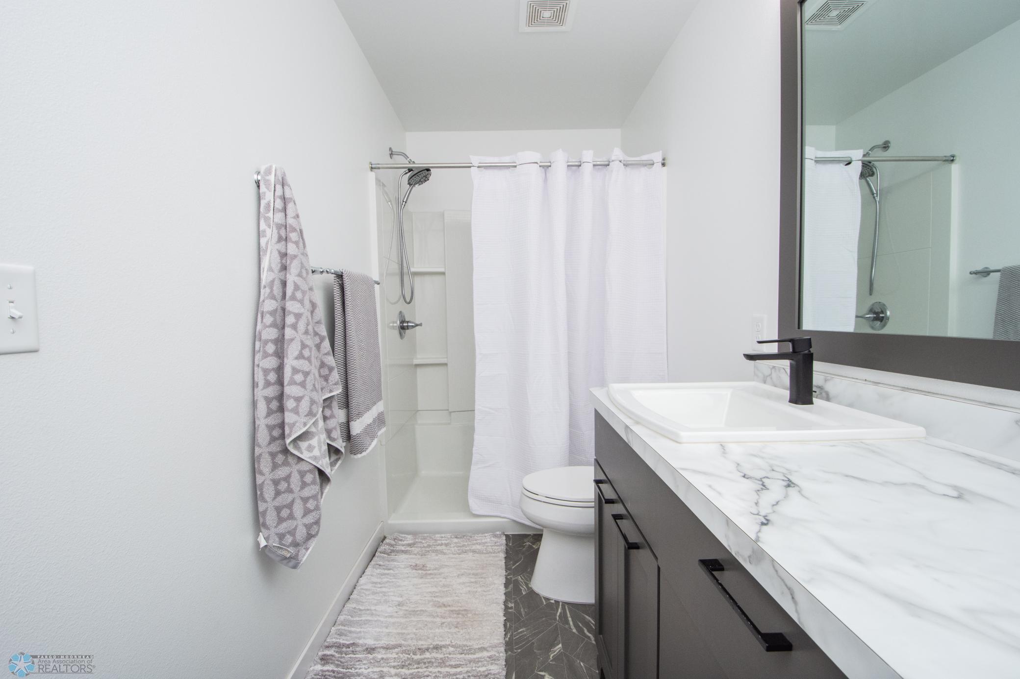 Private Main Bathroom