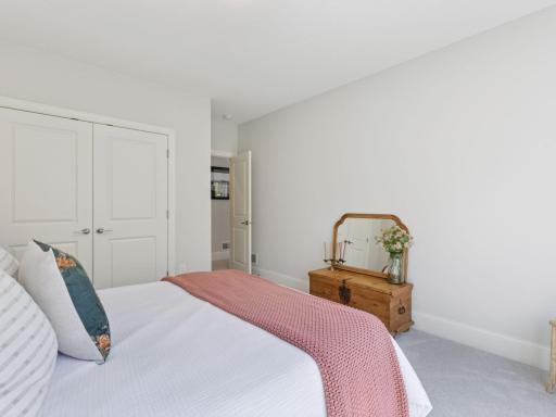 15535 52nd Place N, Minneapolis, MN 55446